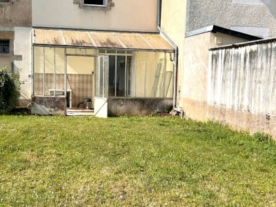 MAISON A VENDRE - ST SAULGE - 103.78 m2 - 73 000 €