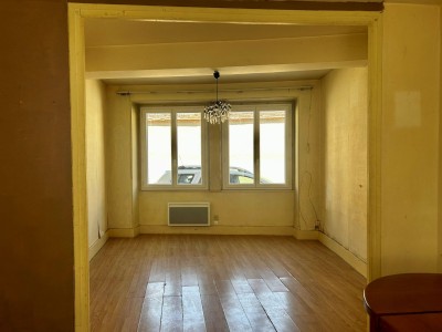 MAISON A VENDRE - ST SAULGE - 100.38 m2 - 80 000 &euro;