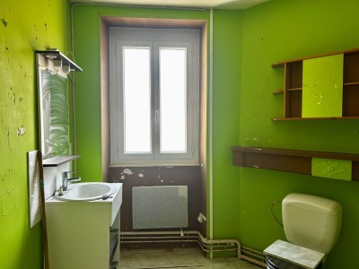 MAISON A VENDRE - ST SAULGE - 100.38 m2 - 80 000 &euro;