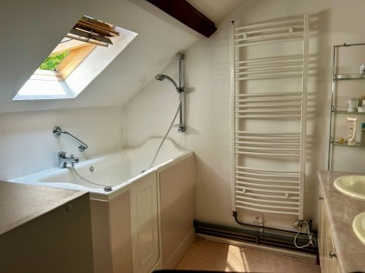 MAISON A VENDRE - ST SAULGE - 137.17 m2 - 88 000 €