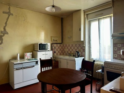 MAISON A VENDRE - ST SAULGE - 137.17 m2 - 88 000 €