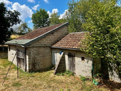 MAISON A VENDRE - ST SAULGE - 137.17 m2 - 88 000 €