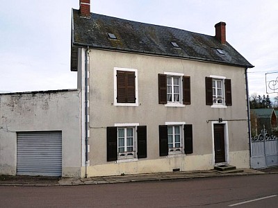 MAISON A VENDRE - ST SAULGE - 107.87 m2 - 54700€