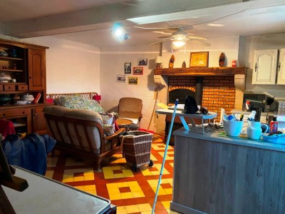 MAISON ET DEPENDANCES SUR BEAU TERRAIN A VENDRE - STE MARIE - 52 m2 - 44000€