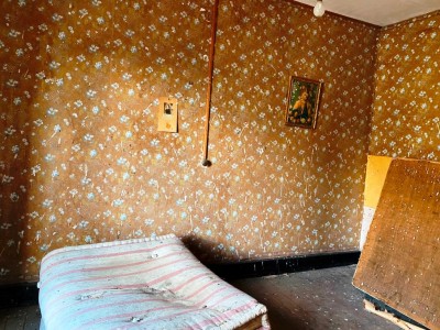 MAISON DE VILLAGE -DEPENDANCES - JARDIN 35000  A VENDRE - TAMNAY EN BAZOIS - 118.87 m2 - 35000€