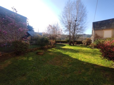 MAISON A VENDRE - VILLAPOURCON - 195.69 m2 - 107000€