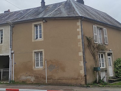 MAISON A VENDRE - VILLAPOURCON - 195.69 m2 - 107000€