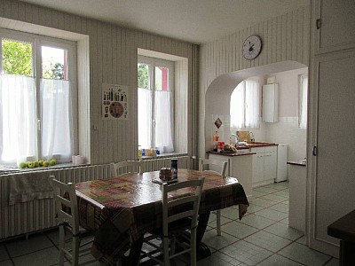 PROPRIETE A VENDRE - AUTUN - 222 m2 - 295000€