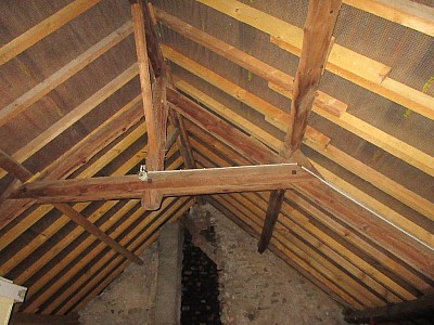 PROPRIETE A VENDRE - AUTUN - 222 m2 - 295000€