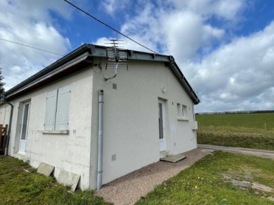 Ensemble immobilier de 7 maisons - 9 Logements A VENDRE - DOMMARTIN - 560 m2 - 369000€