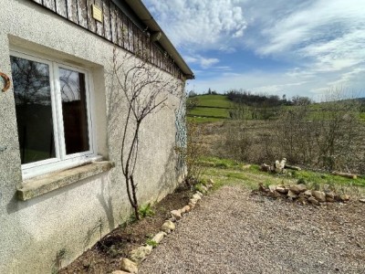 Ensemble immobilier de 7 maisons - 9 Logements A VENDRE - DOMMARTIN - 560 m2 - 369000€