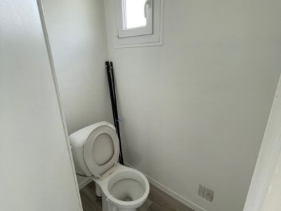 Ensemble immobilier de 7 maisons - 9 Logements A VENDRE - DOMMARTIN - 560 m2 - 369000€