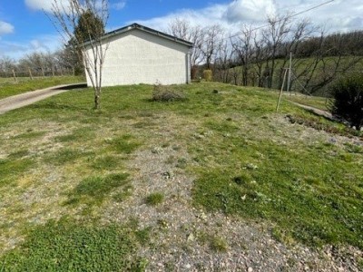 Ensemble immobilier de 7 maisons - 9 Logements A VENDRE - DOMMARTIN - 560 m2 - 369000€