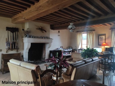 PROPRIETE A VENDRE - DUN SUR GRANDRY - 400 m2 - 499000€