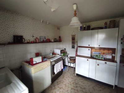 PROPRIETE A VENDRE - ST LEGER DE FOUGERET - 329.76 m2 - 368 000 €