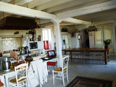 PROPRIETE DE CHARME - BELLES PRESTATIONS A VENDRE - ST SAULGE - 219.06 m2 - 486000€