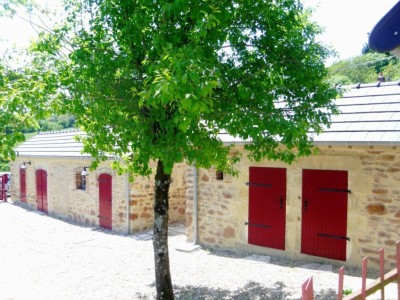 PROPRIETE DE CHARME - BELLES PRESTATIONS A VENDRE - ST SAULGE - 219.06 m2 - 486000€
