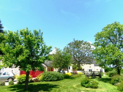PROPRIETE DE CHARME - BELLES PRESTATIONS A VENDRE - ST SAULGE - 219.06 m2 - 486000€
