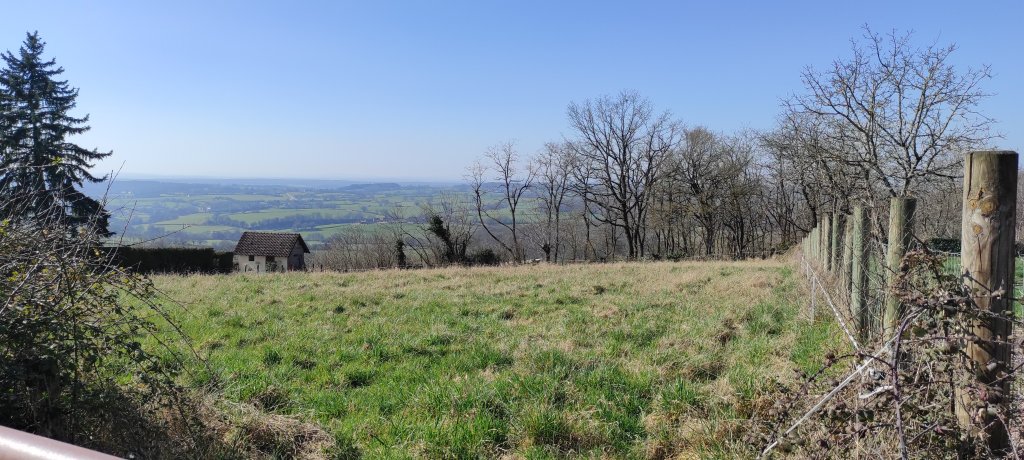 TERRAIN - ST PEREUSE - VENDU