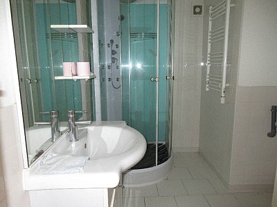 APPARTEMENT T3 A VENDRE - AUTUN HISTORIQUE - 48 m2 - 33000€