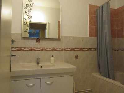 APPARTEMENT T4 - AUTUN PROCHE COMMERCES - 76.94 m2 - VENDU