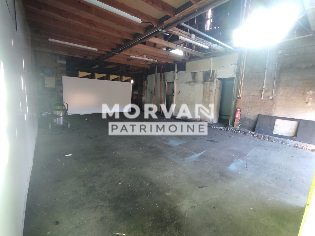 GARAGE A VENDRE - CHATEAU CHINON CAMPAGNE - 34�000�&euro;