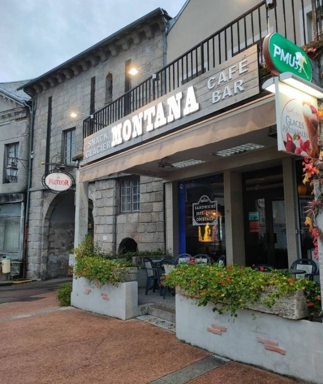 Fond de commerce A VENDRE - CHATEAU CHINON VILLE - 128.5 m2 - 199�000�&euro;