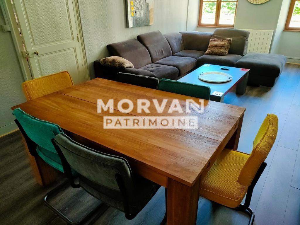 IMMEUBLE DE RAPPORT A VENDRE - CHATEAU CHINON VILLE - 239.2 m2 - 178�000�&euro;