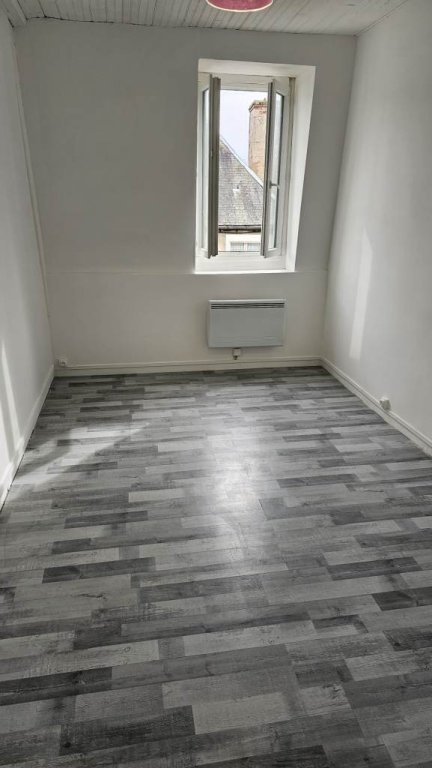 IMMEUBLE DE RAPPORT - COMMERCE & HABITATION A VENDRE - CHATILLON EN BAZOIS - 420 m2 - 156 000 &euro;