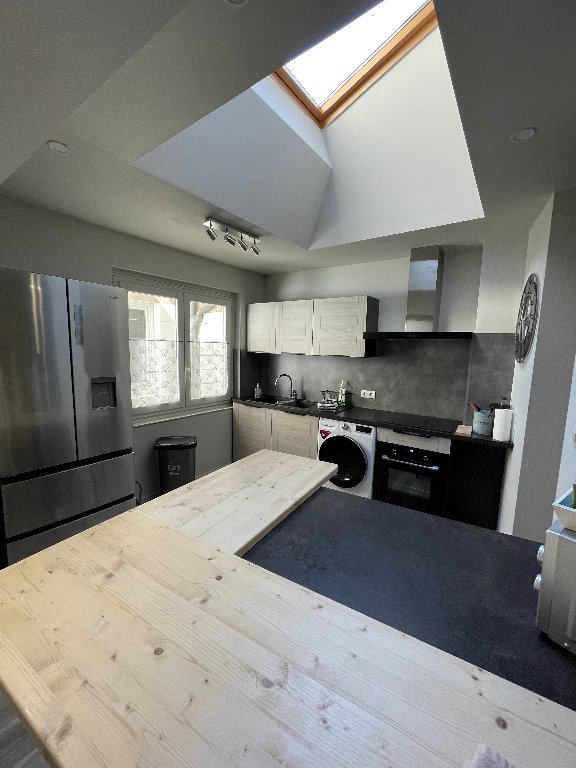 IMMEUBLE DE RAPPORT A VENDRE - MOULINS ENGILBERT - 177.7 m2 - 146�000�&euro;