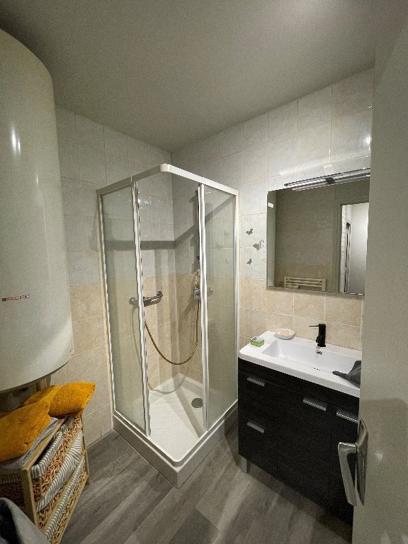 IMMEUBLE DE RAPPORT A VENDRE - MOULINS ENGILBERT - 177.7 m2 - 146�000�&euro;