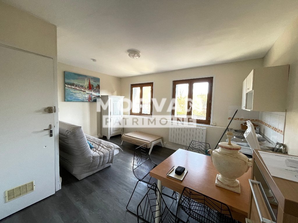 IMMEUBLE DE RAPPORT A VENDRE - MOULINS ENGILBERT - 177.7 m2 - 146�000�&euro;