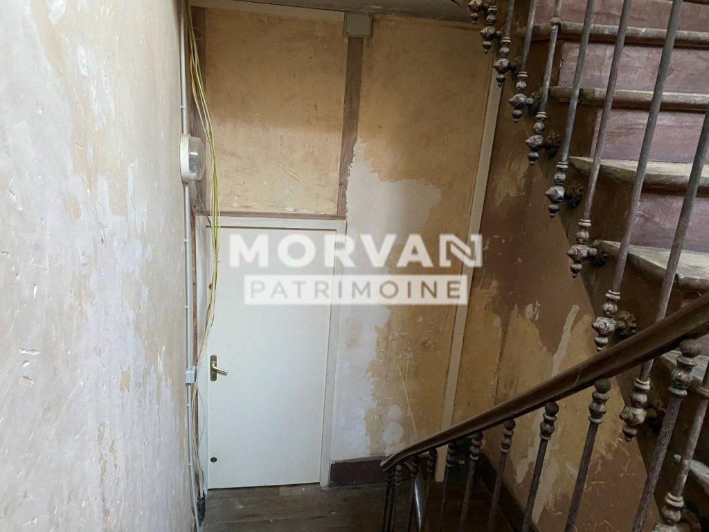 IMMEUBLE DE RAPPORT A VENDRE - ST SAULGE - 159.23 m2 - 77�000�&euro;