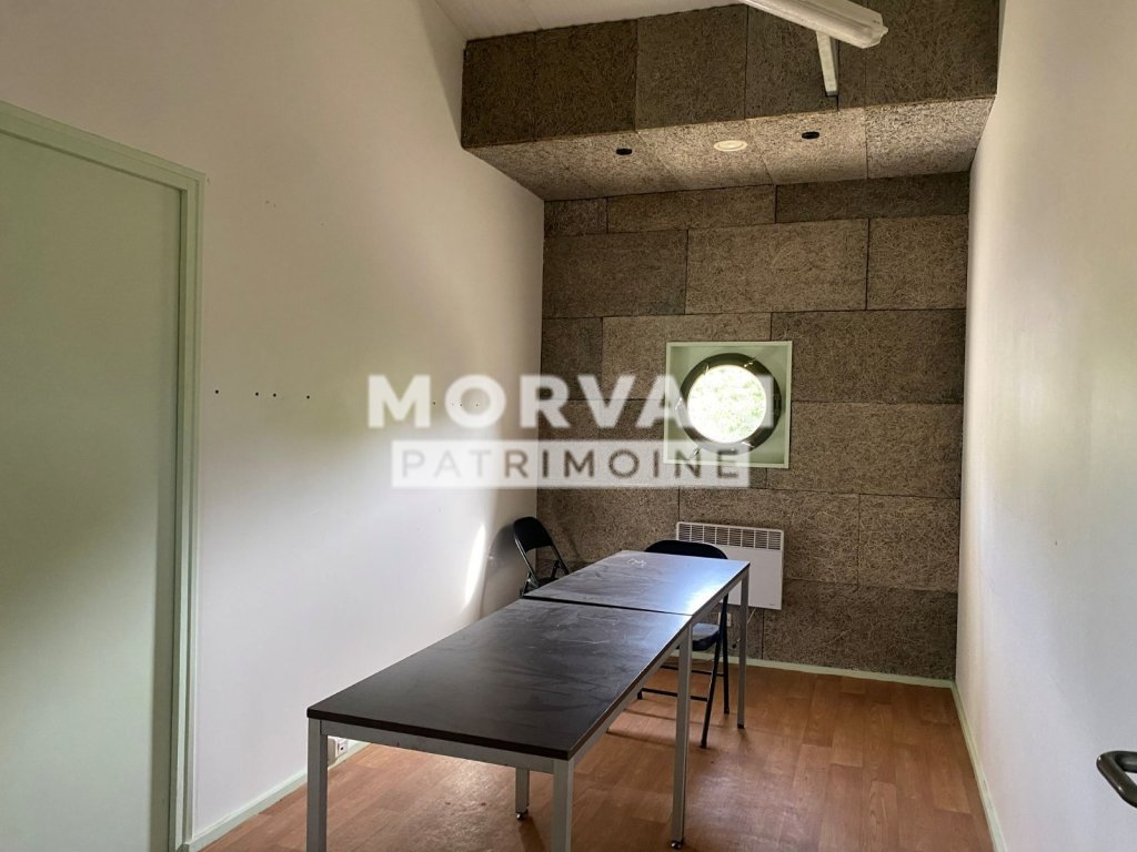 MAISON A VENDRE - ALLUY - 294.95 m2 - 71 700 &euro;