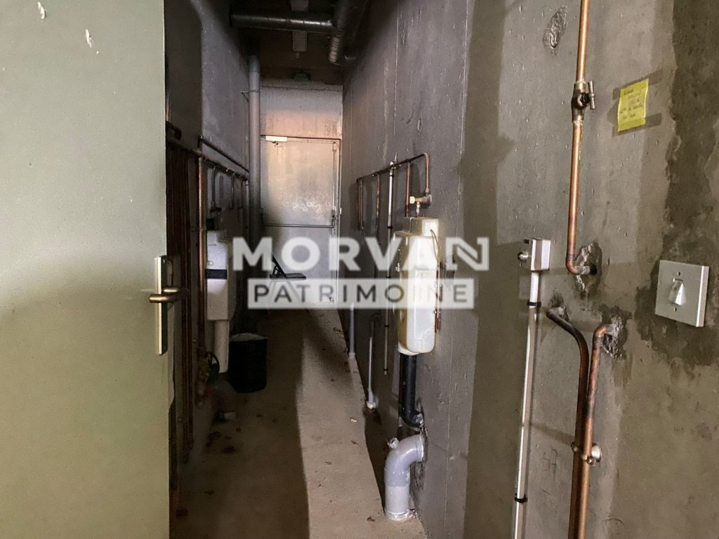 MAISON A VENDRE - ALLUY - 294.95 m2 - 71 700 &euro;