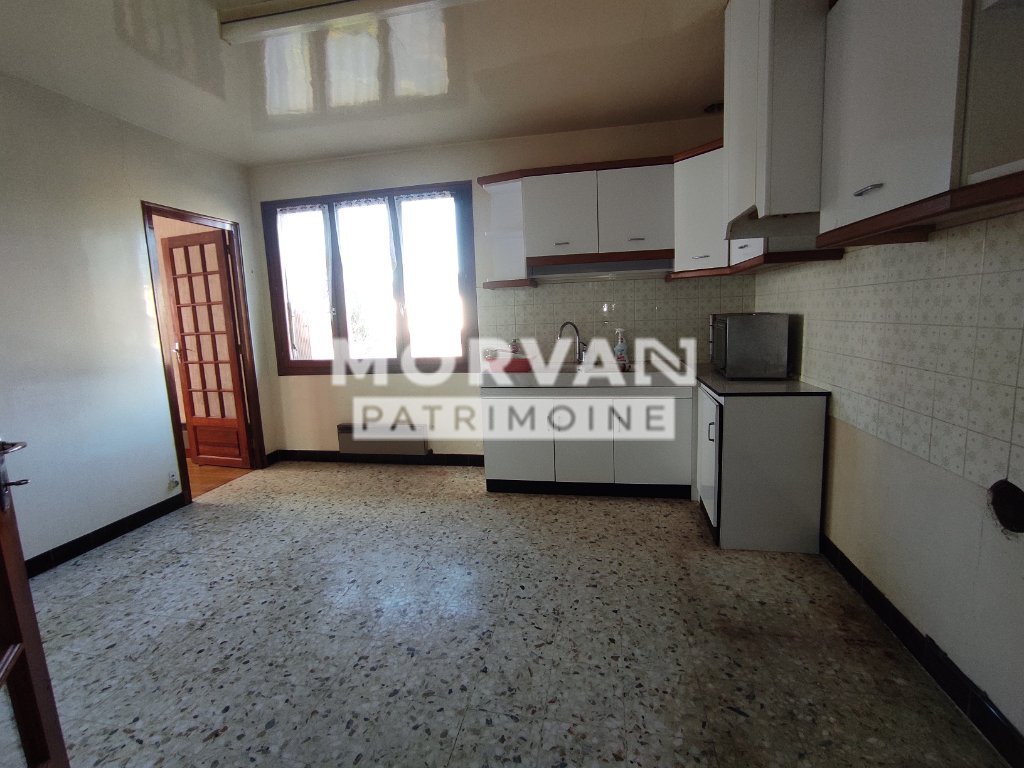 Pavillon sur Sous Sol complet avec d�pendances A VENDRE - ARLEUF - 94.62 m2 - 119�000�&euro;