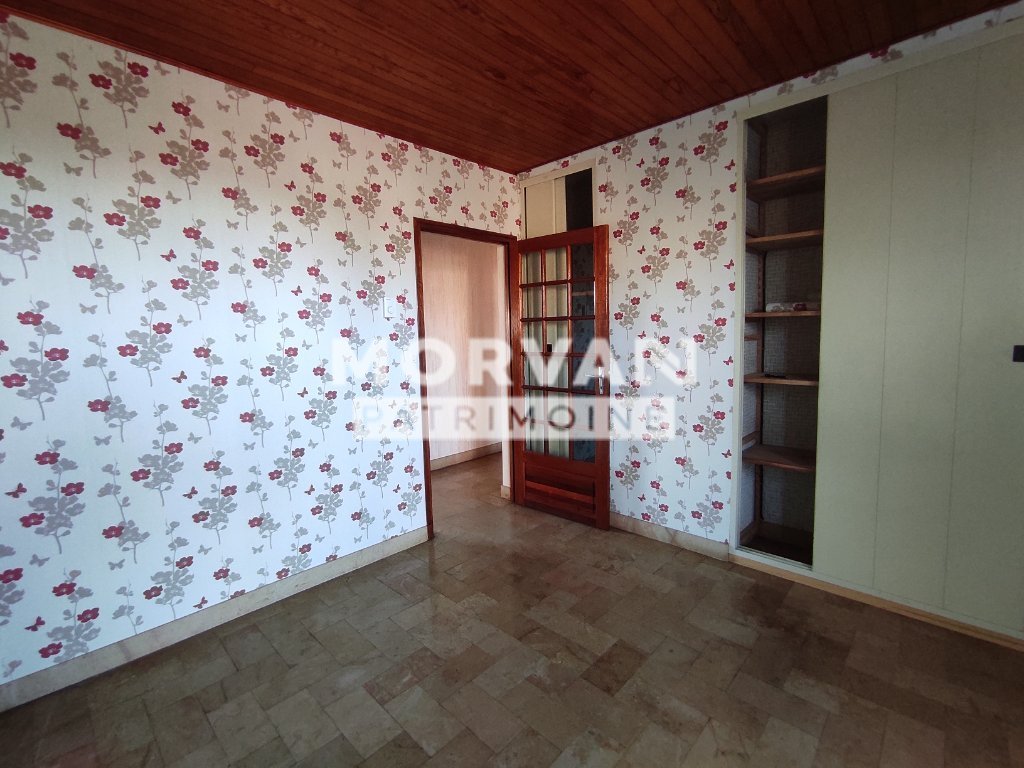 Pavillon sur Sous Sol complet avec d�pendances A VENDRE - ARLEUF - 94.62 m2 - 119�000�&euro;