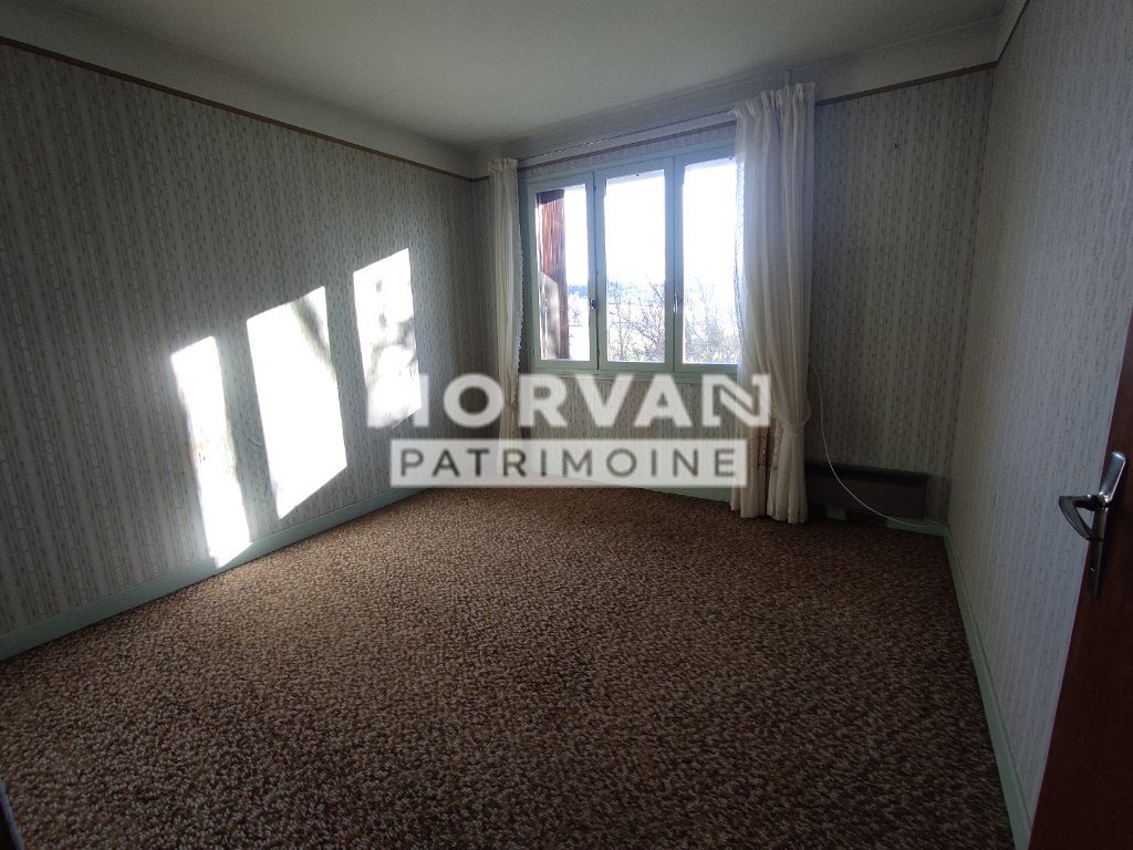 Pavillon sur Sous Sol complet avec d�pendances A VENDRE - ARLEUF - 94.62 m2 - 119�000�&euro;