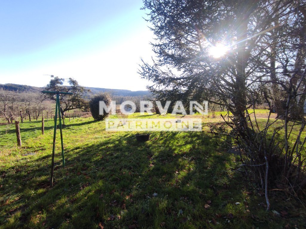 Pavillon sur Sous Sol complet avec d�pendances A VENDRE - ARLEUF - 94.62 m2 - 119�000�&euro;