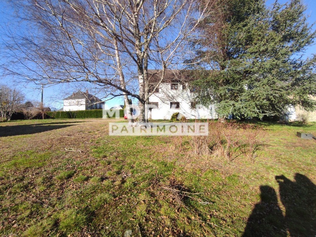 Pavillon sur Sous Sol complet avec d�pendances A VENDRE - ARLEUF - 94.62 m2 - 119�000�&euro;