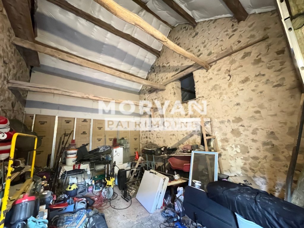 MAISON A VENDRE - ARLEUF - 106.78 m2 - 125 000 &euro;