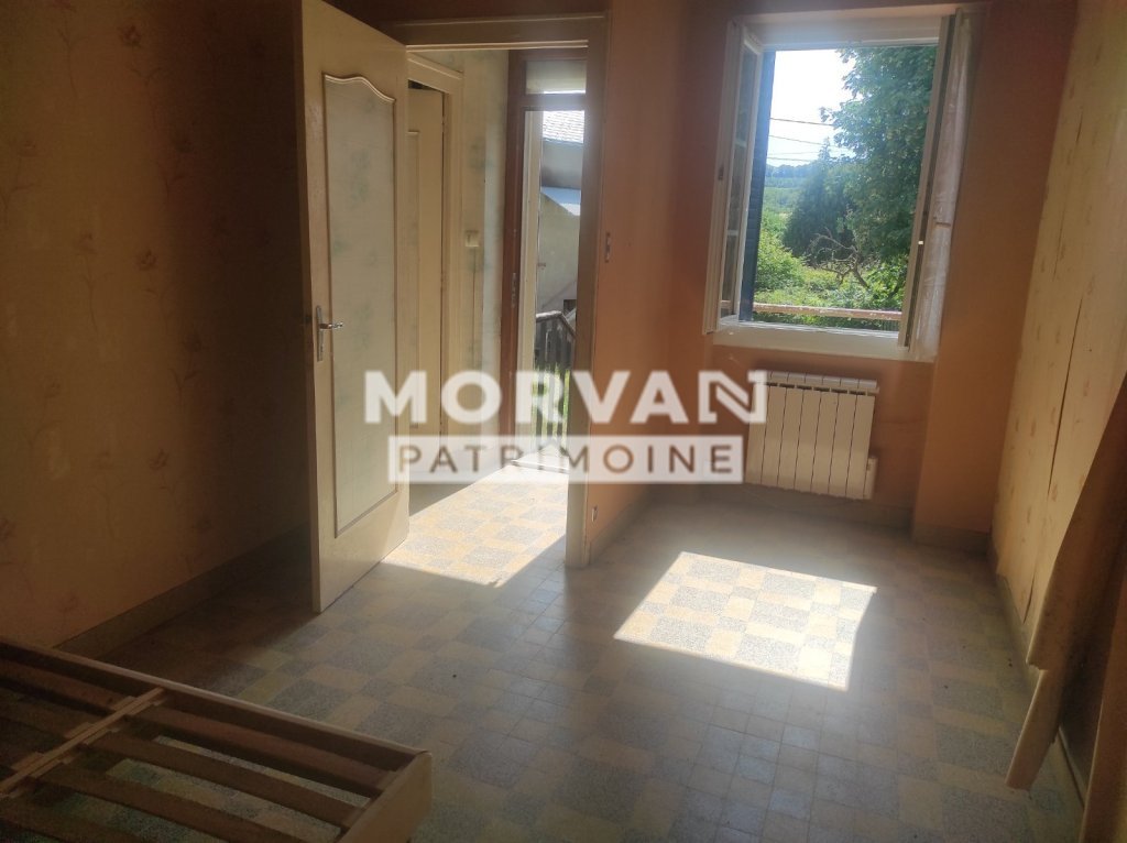 Ensemble de trois maisons A VENDRE - ARLEUF - 144.34 m2 - 34 000 &euro;