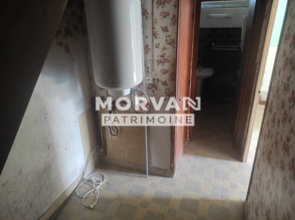 Ensemble de trois maisons A VENDRE - ARLEUF - 144.34 m2 - 34 000 &euro;