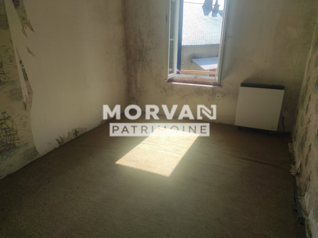 Ensemble de trois maisons A VENDRE - ARLEUF - 144.34 m2 - 34 000 &euro;