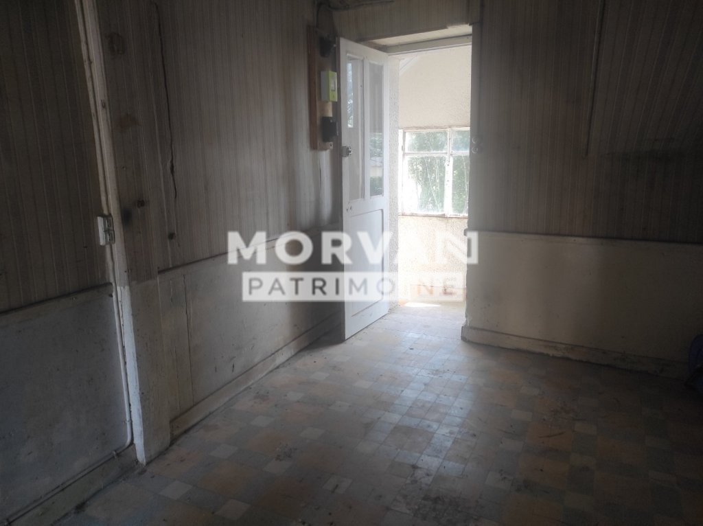 Ensemble de trois maisons A VENDRE - ARLEUF - 144.34 m2 - 34 000 &euro;