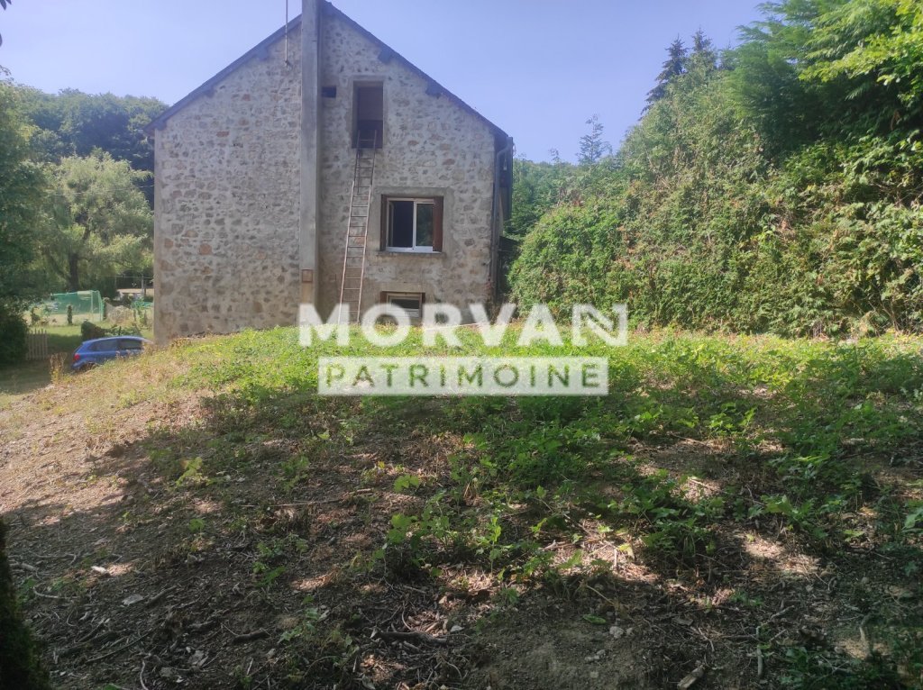 Ensemble de trois maisons A VENDRE - ARLEUF - 144.34 m2 - 34 000 &euro;