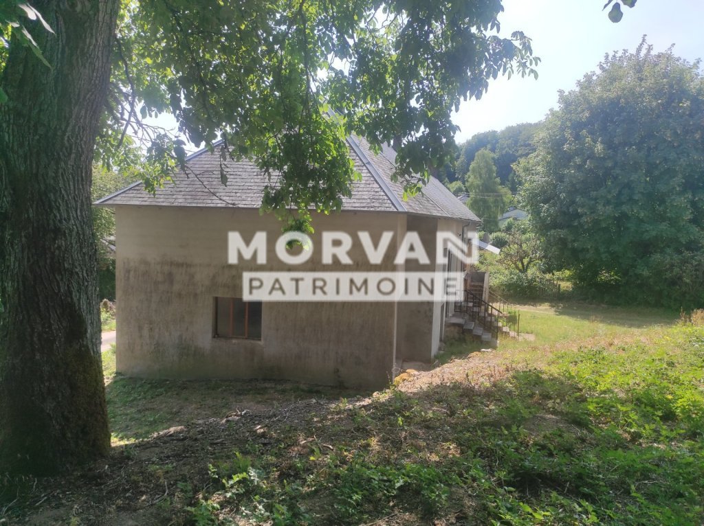 Ensemble de trois maisons A VENDRE - ARLEUF - 144.34 m2 - 34 000 &euro;