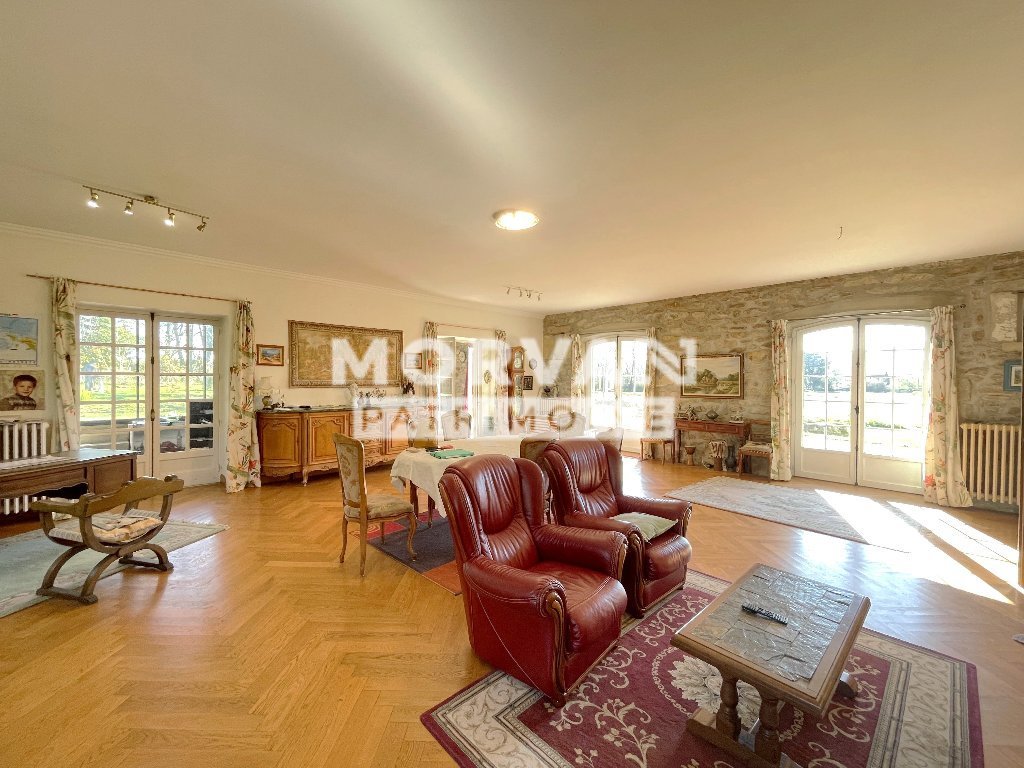 MAISON A VENDRE - AUTUN - 264 m2 - 324 000 &euro;