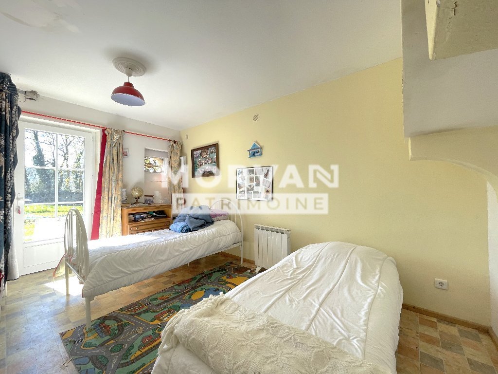 MAISON A VENDRE - AUTUN - 264 m2 - 324 000 &euro;