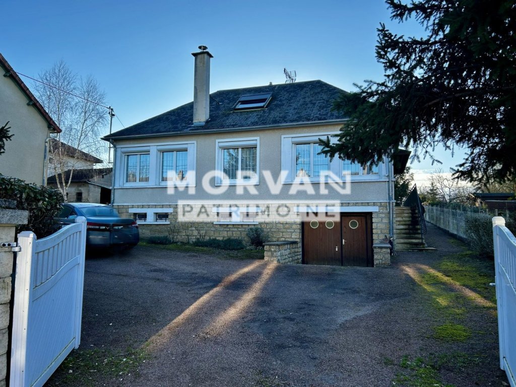 MAISON A VENDRE - CERCY LA TOUR - 149.65 m2 - 172�000�&euro;